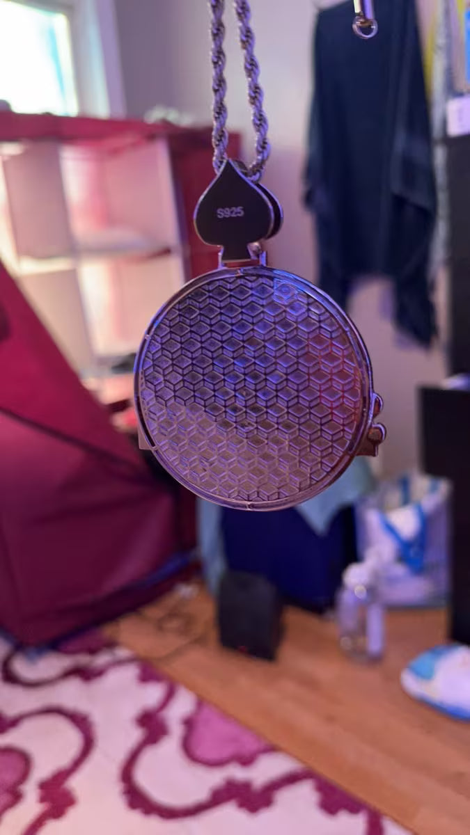 "Self Made" 925 Moissanite Pendent