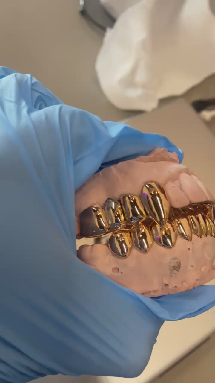 22k STYLE™ Premium Finish Grillz